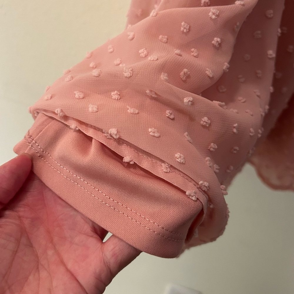 (XS) NWT Pink Francesca’s Dress with Ruffles - Picture 7 of 7